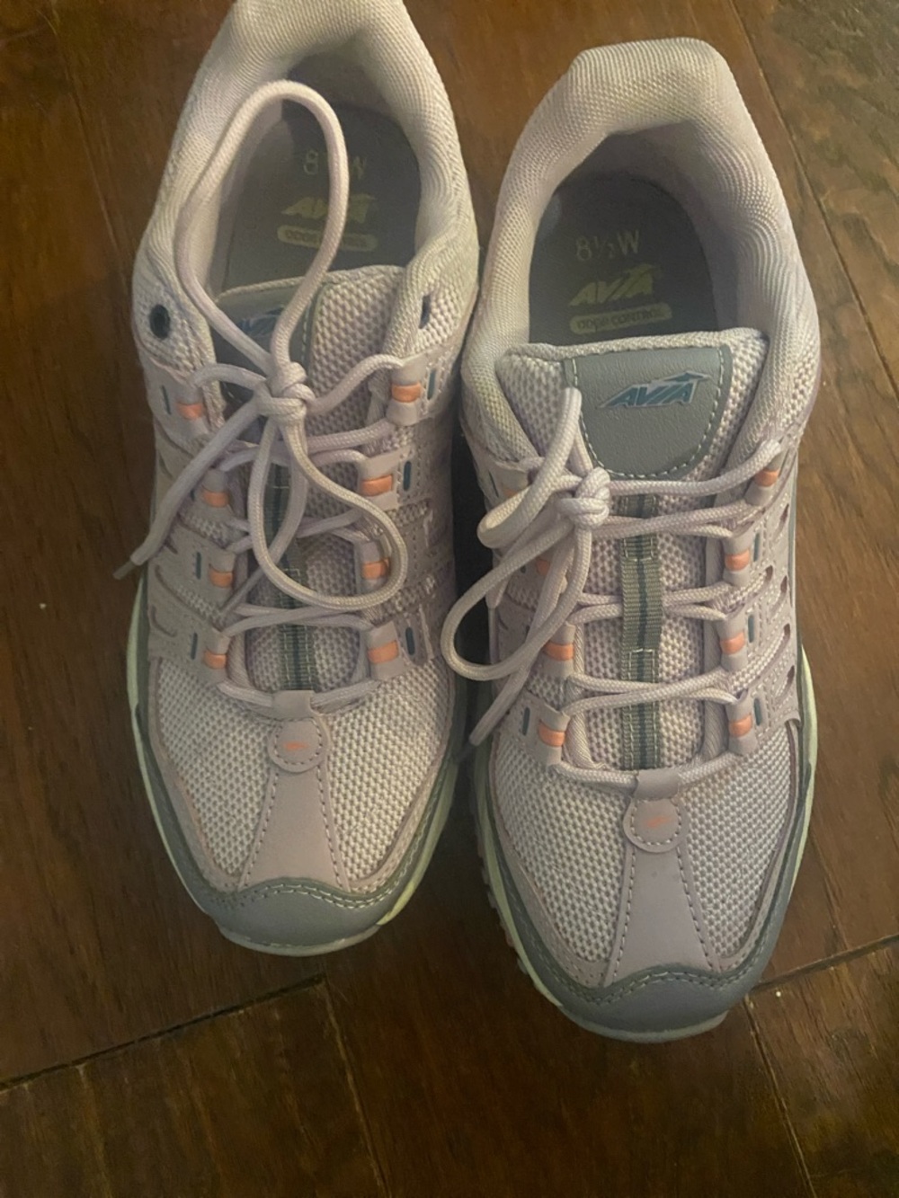 Lightweight Lavender Athletic Sneakers - 8.5 women’s - Picture 3 of 7